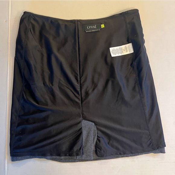 Lyssé Pull On Black Weave Knee Length Skirt High Quality Stretch Large Petite - Picture 5 of 10